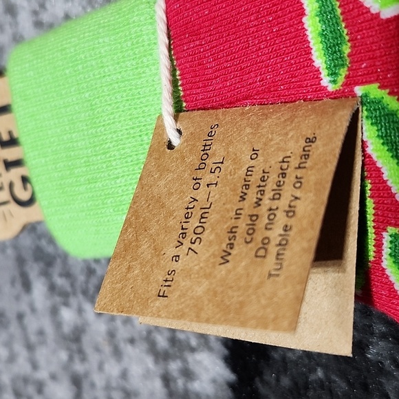 CHRISTMAS 🎄 STOCKING STUFFERS BOTTLE SOCK SPATULA SET HOLIDAYS SURVIVAL - Picture 8 of 14